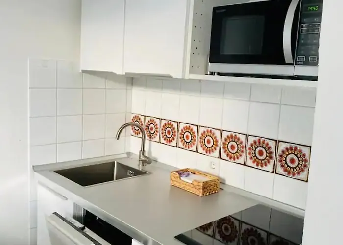 Flat 8 דירה אינגולשטאט